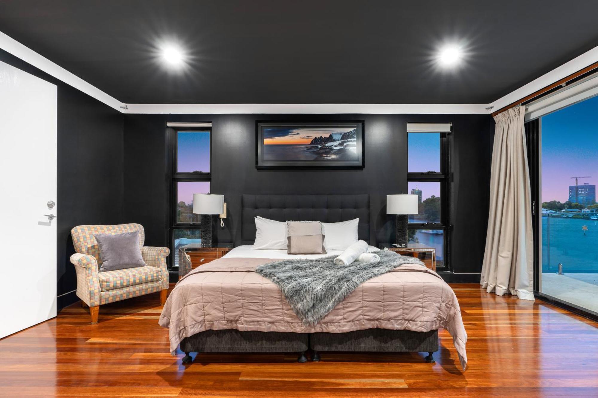 Villa 3 M Luxury Waterfront In Paradise Pets Welcome