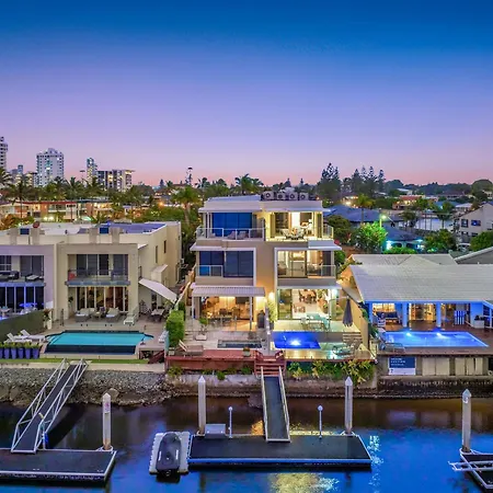 3 M Luxury Waterfront Villa In Paradise Pets Welcome Gold Coast Exterior photo